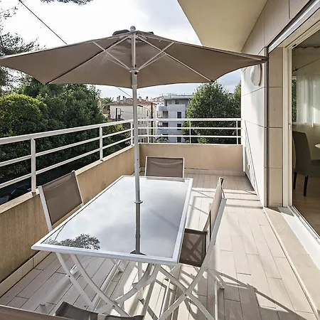 Apartahotel Arthur Bel Air 3*